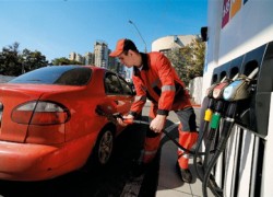 Доля цены на СУГ по отношению к высокооктановому бензину сегодня составила 63%.