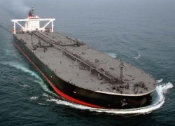 Танкер с иранской нефтью для Беларуси прибыл в порт Одессы