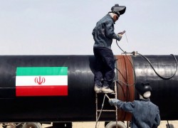 В РФ назвали закупку Беларусью партии нефти у Ирана «имиджевым жестом»