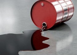 Нефтяные фьючерсы дешевеют на опасениях роста добычи «черного золота» в США