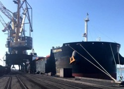 В Украину прибыло четвертое судно с углем из ЮАР