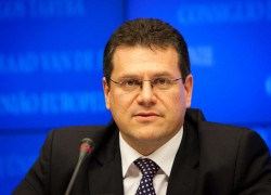 Шефчович: действия «Газпрома» по расторжению контрактов с «Нефтегазом» не будут иметь непосредственных последствий для газоснабжения