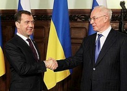 Азаров и Медведев подбили итоги переговоров