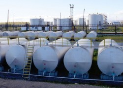 Украина в январе-марте 2018 года импортировала нефтепродуктов на $990 млн