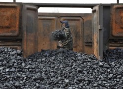 Запасы угля на складах ТЭС Украины за неделю снизились на 2,3%