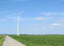 Рада освободила от уплаты НДС импорт энергетического оборудования для солнечных и ветроэлектростанций