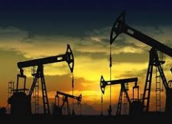 Нефть марки Brent торгуется $62,04 за баррель