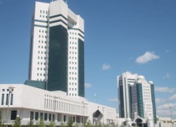 Казахстан продлил запрет на экспорт ряда нефтепродуктов