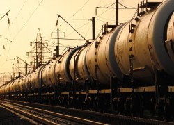 Россия утвердит перечень поставщиков нефтепродуктов и угля в Украину с 1 июня
