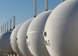 Китай продает СПГ уже и Японии