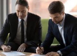 Недовольные акционеры Cadogan добились созыва собрания 15 ноября для возможной смены директоров