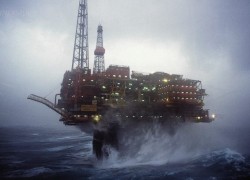 Нефтяные цены растут из-за урагана