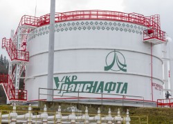 Укртранснафта продала куплену навесні 2020 року азербайджанську нафту