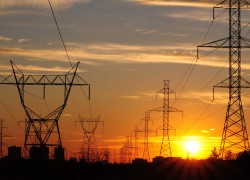 НКРЭКУ снизила тариф на передачу электроэнергии на 2021 год