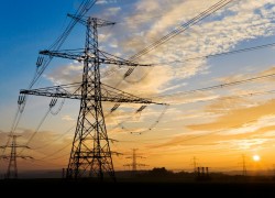 Кабмін вніс електроенергію в список соціально значущих товарів