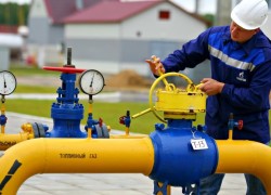 Транзит газу територією України у лютому знизився на чверть