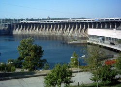 Укргідроенерго представило проєкт будівництва акумуляторів і сонячних батарей на ГЕС