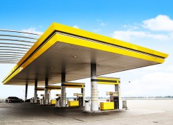 2021-04-20: Дрібнооптові ціни на нафтопродукти та скраплений газ в корекції
