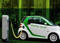 Toyota і Panasonic планують знизити вартість батарей для електромобілів на 50%