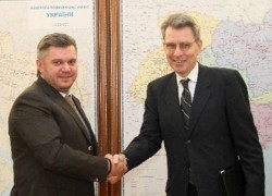 Ставицкий обсудил с американским послом нетрадиционные отношения