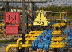Єврокомісія перевірить контракт на постачання газу з Росії до Угорщини