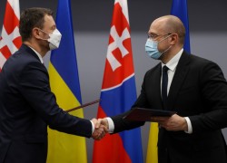 Прем’єр-міністри України та Словаччини обговорили можливості збільшення поставок природного газу в Україну
