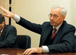 Азаров грозит «законсервировать» ГТС для России и ЕС
