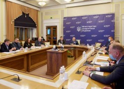Ремонти електромереж з відключенням споживачів не повинні здійснюватися в опалювальний період — Міненерго