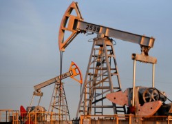 2022-01-21: Нафтові ціни корегуються на тлі інформаціїї про запаси в США