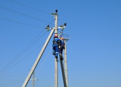 В Маріуполі відновлюється енергопостачання