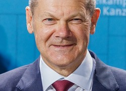 Шольц: Німеччина має бути готова до раптової зупинки поставок газу з РФ