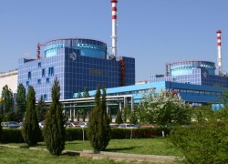 Лякають атомною загрозою: Данілов назвав причину удару Shahed біля Хмельницької АЕС