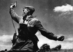 Цены на нефть взлетели из-за слухов в Twitter о начале войны