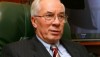 Азаров верит, что вопреки всему Россия снизит цену на газ