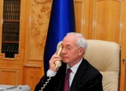 Азаров и Медведев обсудили газ по телефону