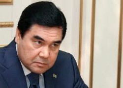 Туркменский президент сделал выговор работникам нефтегазовой отрасли