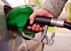 На заправках продолжают расти цены