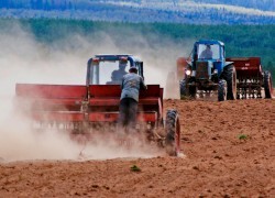 Весенние полевые работы в Украине на грани срыва
