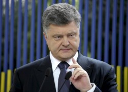 Порошенко предлагает таможням финансировать дорожное строительство