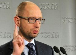 Яценюк заявил о возможности увеличения закупок газа через TrailStone