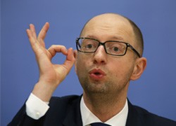 Если Тимошенко договорится с Путиным по газу, украинцы получат денежную компенсацию, — Яценюк