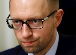Газ дешеветь не будет, — Яценюк