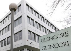 Glencore и Vitol привлекли кредиты на прокачку нефти