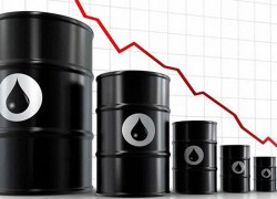 Мировая нефть дешевеет