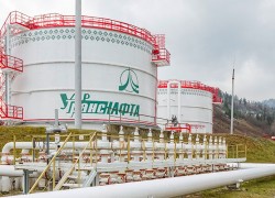 «Укртранснефть» продала 20 тыс. тонн нефти из хранимых на Кременчугском НПЗ объемов