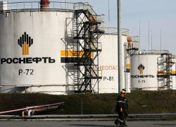 АМКУ разрешил продажу заправок «Роснефти»